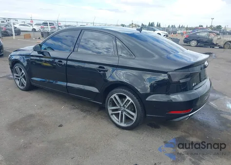 2017 Audi A3 2.0T Premium z USA, uszkodzony, nr VIN WAUB8GFF1H1068459
